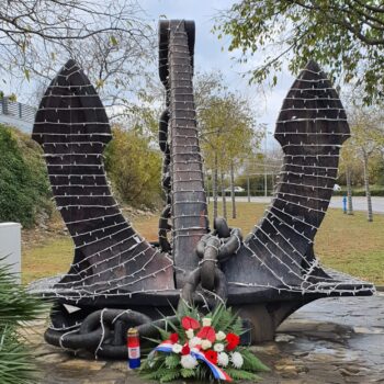 Dan sjećanja na žrtve Domovinskoga rata te žrtvu Vukovara i Škabrnje