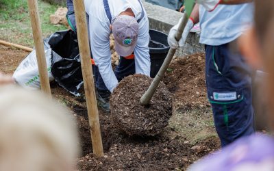 Velika proslava u Kostreni: Otvoreno školsko košarkaško igralište i obilježen Eko dan