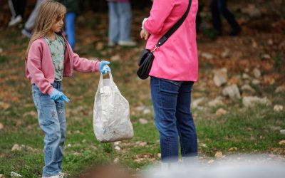 Velika proslava u Kostreni: Otvoreno školsko košarkaško igralište i obilježen Eko dan