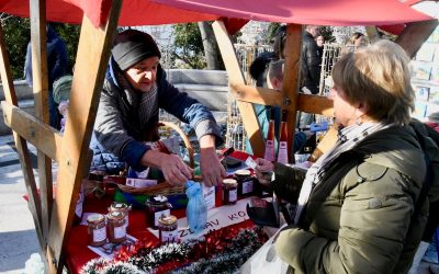 Proslava Lucine uz tradicionalni samanj i podjelu bakalara na gulaš