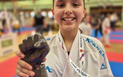 Karate uspjeh u Sloveniji: Osam medalja i ekipno 4. mjesto na Postojna Openu
