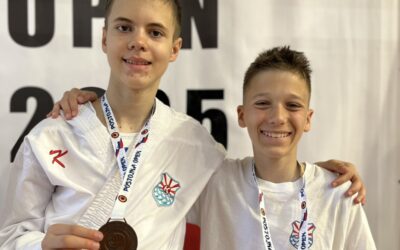 Karate uspjeh u Sloveniji: Osam medalja i ekipno 4. mjesto na Postojna Openu