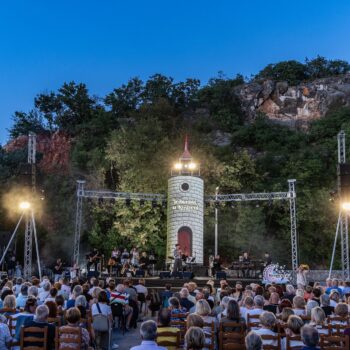 Treće izdanje festivala “Jedna noć u Kostreni” oduševilo publiku