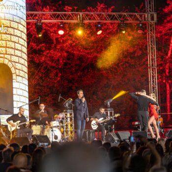 Treće izdanje festivala “Jedna noć u Kostreni” oduševilo publiku