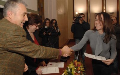 Uručivanje priznanja Udruge za zaštitu i prava pacijenata Barbari Čalušić, 2009. godina
Autor fotografije: Sergej Drechsler