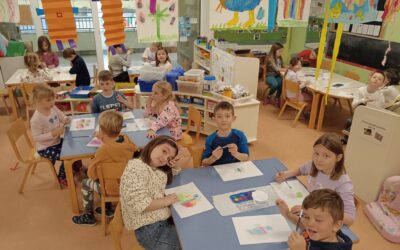 „Naša mala knjižnica“ u Kostreni – čarolija priča koja spaja vrtić, školu i knjižnicu