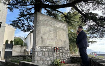 Polaganje vijenaca uoči blagdana Svih svetih Polaganje vijenaca uoči blagdana Svih svetih