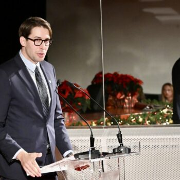 Svečana sjednica Općinskog vijeća Općine Kostrena: Vojislavu Arnautovu nagrada za životno djelo