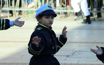 FOTOCRTICA: Veseli Kostrenski mornarići i čudesni Kostrenski hrast oduševili nastupom na Dječjoj karnevalskoj povorci