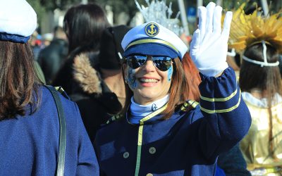 FOTOCRTICA: Veseli Kostrenski mornarići i čudesni Kostrenski hrast oduševili nastupom na Dječjoj karnevalskoj povorci