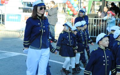 FOTOCRTICA: Veseli Kostrenski mornarići i čudesni Kostrenski hrast oduševili nastupom na Dječjoj karnevalskoj povorci