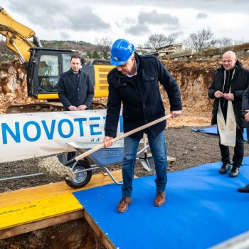 U Kostreni položen kamen temeljac za prvu POS zgradu