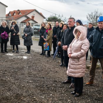 U Kostreni položen kamen temeljac za prvu POS zgradu